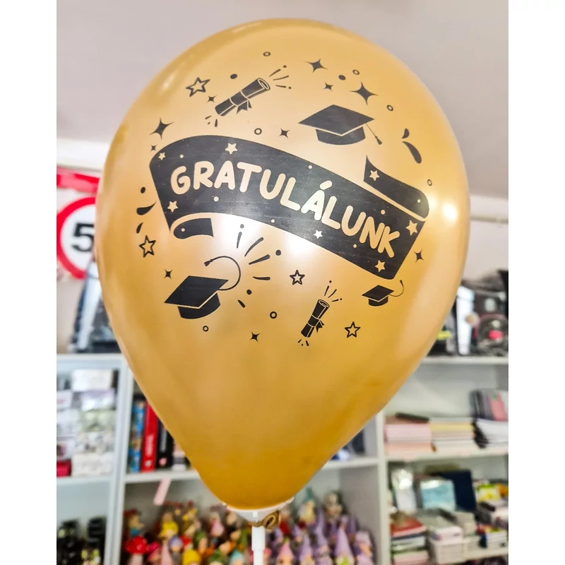 Ballagási mintákkal metál  színű gumi lufi csomag Gratulálunk felirattal 10db/cs 755371