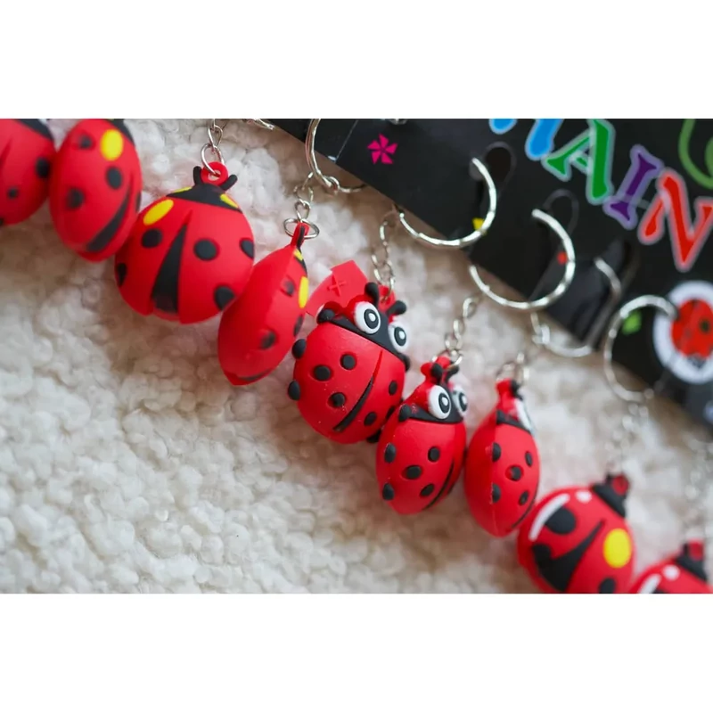 Kulcstartó figura gumiból katicabogár 039853